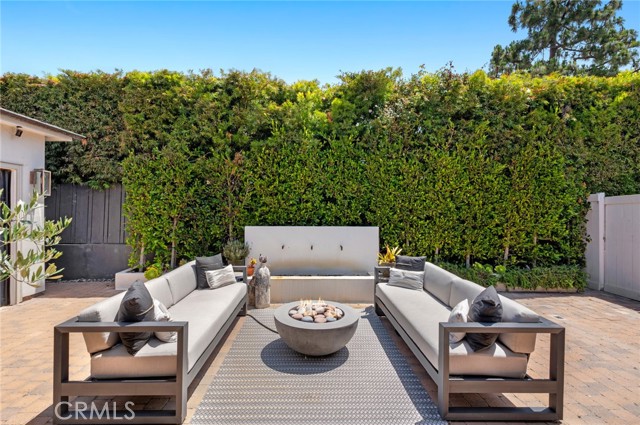 620 Brooks Street, Laguna Beach CA: https://media.crmls.org/medias/120cf620-2810-4b44-bf6b-939acabdf2fe.jpg