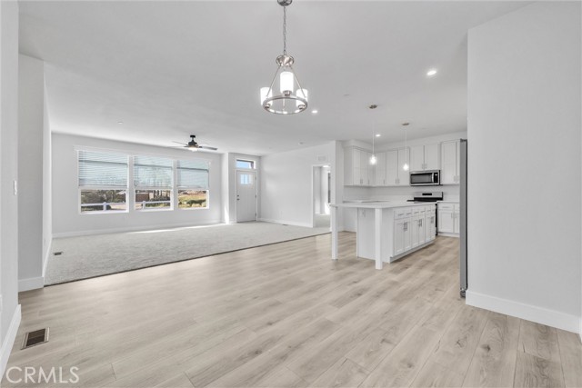 Detail Gallery Image 33 of 43 For 18864 Boulder Ave, Riverside,  CA 92508 - 4 Beds | 2 Baths