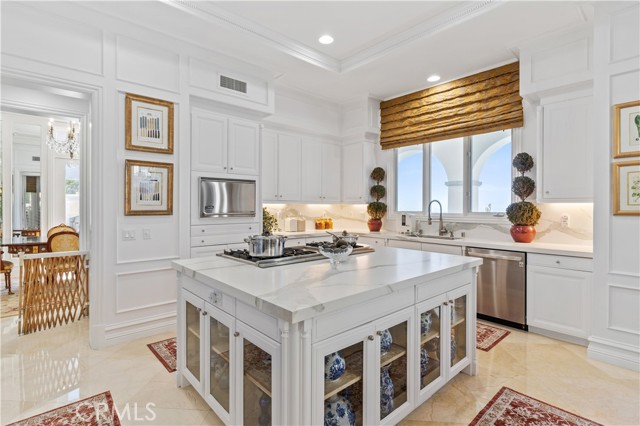 7 Vista Luci, Newport Coast CA: https://media.crmls.org/medias/120d6056-d275-47a7-b8c9-512f5c44562a.jpg