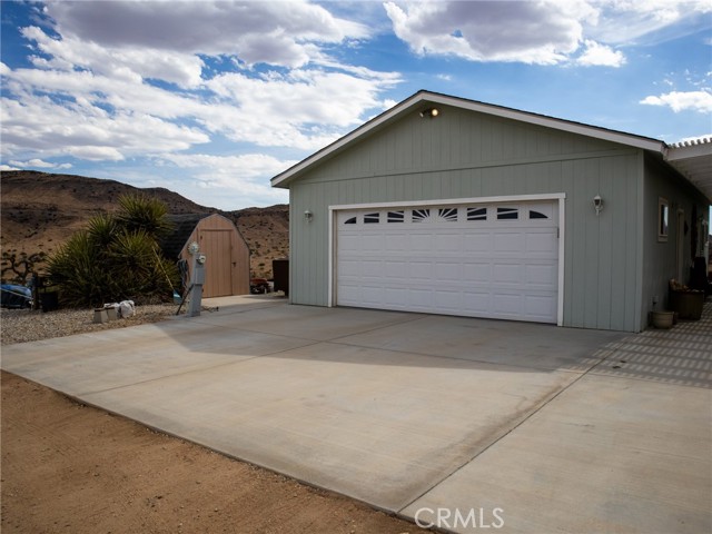54850 Saratoga Road, Yucca Valley CA: https://media.crmls.org/medias/120d7e09-d867-4553-a258-95a73d326f85.jpg