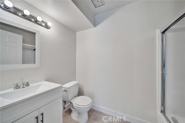 Detail Gallery Image 17 of 30 For 5545 Canoga Ave #121,  Woodland Hills,  CA 91367 - 2 Beds | 2 Baths