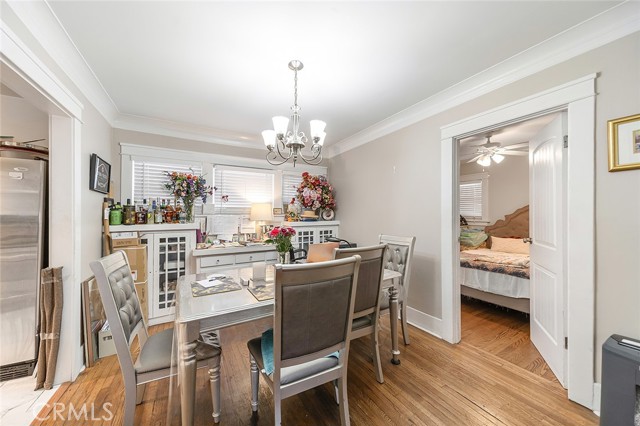 905 Gardenia Avenue, Long Beach CA: https://media.crmls.org/medias/120fa938-b49f-47fd-9f42-05b738fcf18f.jpg