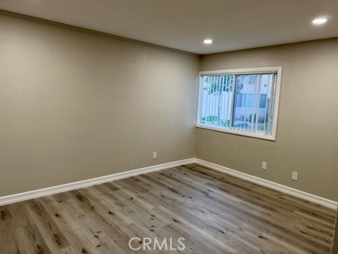 https://media.crmls.org/medias/12103a36-55b0-4800-8632-5885a6d4a77f.jpg?preset=X-Large