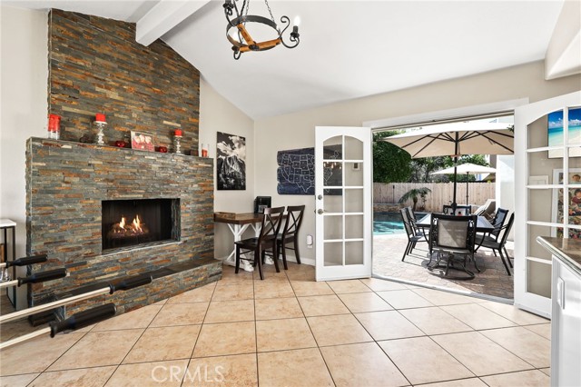 Detail Gallery Image 16 of 31 For 8482 Deepview Dr, Huntington Beach,  CA 92646 - 4 Beds | 3 Baths