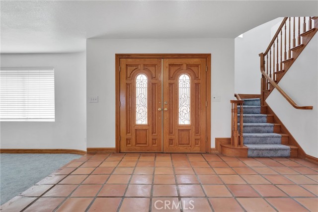 8381 White Road, Phelan CA: https://media.crmls.org/medias/121086cb-5447-42f3-9770-35900cc7e207.jpg