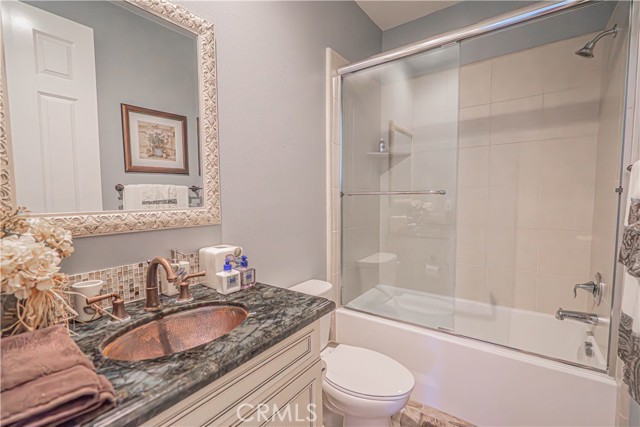 22348 Driftwood Court, Saugus CA: https://media.crmls.org/medias/1210e9f4-6825-4427-8273-07ea121e6eff.jpg