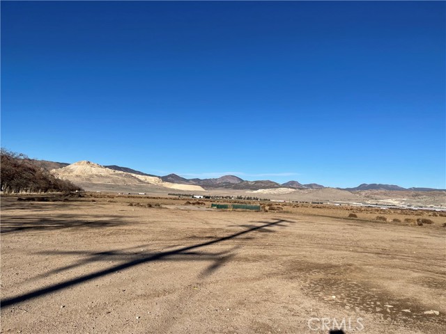 20028 Tehachapi Willow Springs Rd, Tehachapi CA: https://media.crmls.org/medias/1211b7b7-061c-466c-919d-081b458ddfab.jpg