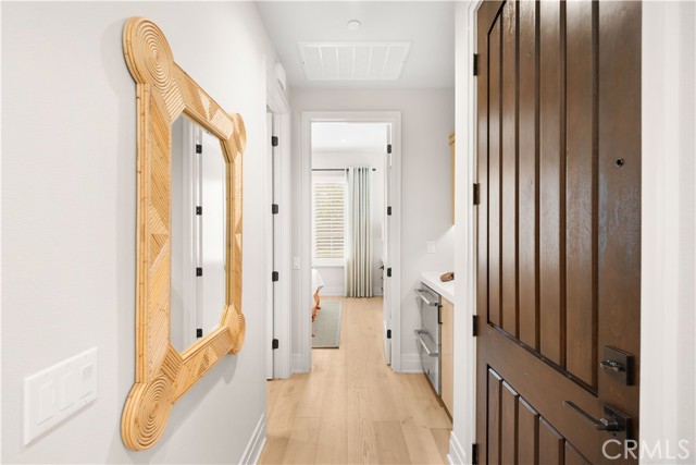 137 Prestigo, Irvine CA: https://media.crmls.org/medias/12128125-8b6d-45a7-894e-0f8d2035db77.jpg
