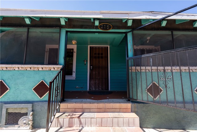 215 Hamlet Street, Los Angeles, California 90042, 2 Bedrooms Bedrooms, ,1 BathroomBathrooms,Single Family Residence,For Sale,Hamlet,WS24127236