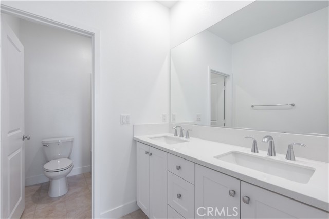 Detail Gallery Image 25 of 46 For 363 Proctor, Irvine,  CA 92618 - 4 Beds | 3/1 Baths