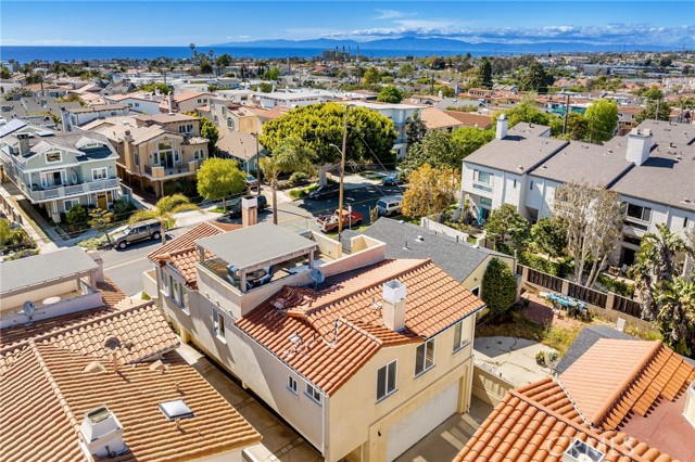 220 S Juanita Avenue, Redondo Beach, California 90277, 4 Bedrooms Bedrooms, ,2 BathroomsBathrooms,Residential,Sold,S Juanita Avenue,SB23063557