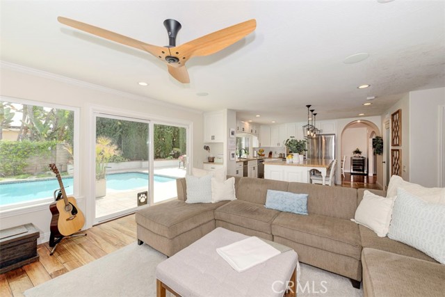 26752 Magdalena Lane, Mission Viejo CA: https://media.crmls.org/medias/12139b87-3b32-42f0-942b-baa008ea8dc3.jpg