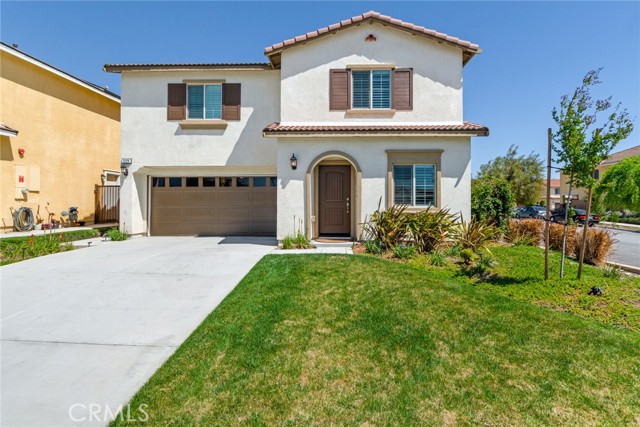 7129 Bella Strada Dr, Fontana, CA 92336