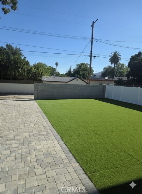 Detail Gallery Image 14 of 14 For 254 W Santa Anita, Burbank,  CA 91502 - 3 Beds | 3 Baths