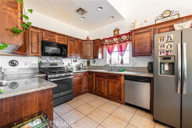 Detail Gallery Image 23 of 31 For 956 Brazil Ave, Thermal,  CA 92274 - 3 Beds | 2 Baths