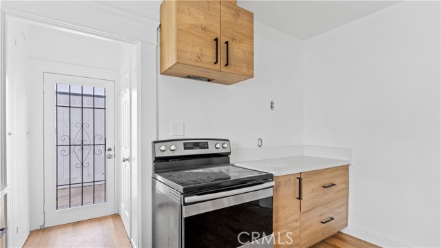 4095 Albatross Street, San Diego CA: https://media.crmls.org/medias/1214e4ee-5b94-4271-a571-95c87f0479b5.jpg