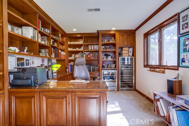 4 Saddlehorn Lane, Rolling Hills Estates, California 90274, 5 Bedrooms Bedrooms, ,4 BathroomsBathrooms,Residential,Sold,Saddlehorn,PV22070454