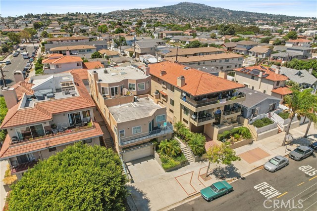 Detail Gallery Image 34 of 40 For 2331 S Cabrillo Ave #1,  San Pedro,  CA 90731 - 3 Beds | 3 Baths