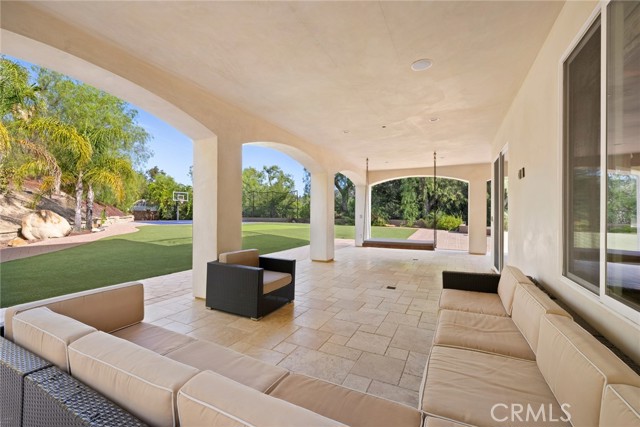 5092 Parkway Calabasas, Calabasas CA: https://media.crmls.org/medias/1216610e-9c9c-4567-950d-1be7708a1270.jpg