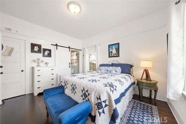 373 W Santa Cruz Street, San Pedro CA: https://media.crmls.org/medias/1216f127-a3a4-49d7-bd06-8ed313c2d09f.jpg