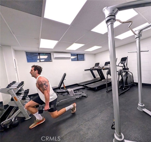 Detail Gallery Image 17 of 17 For 13331 Moorpark #332,  Sherman Oaks,  CA 91423 - 2 Beds | 2 Baths