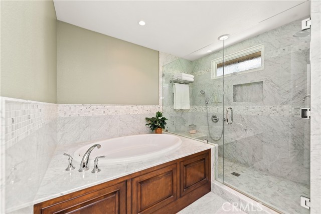Detail Gallery Image 31 of 68 For 1280 Dumaine Ave, Oak Park,  CA 91377 - 4 Beds | 4 Baths
