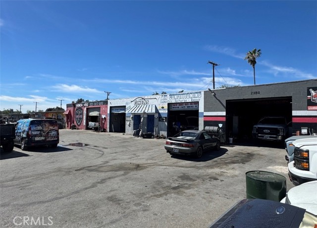 Image 4 of 17 For 2396 Cabrera