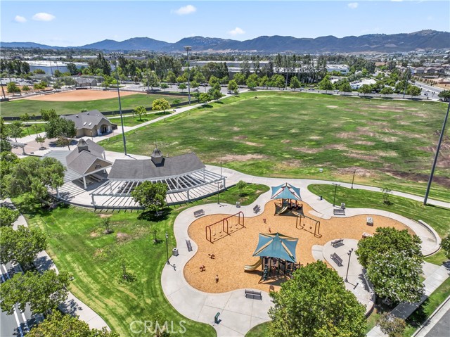 28549 Oakhurst, Temecula CA: https://media.crmls.org/medias/121db470-b74c-4447-9ebf-711613b6c70f.jpg