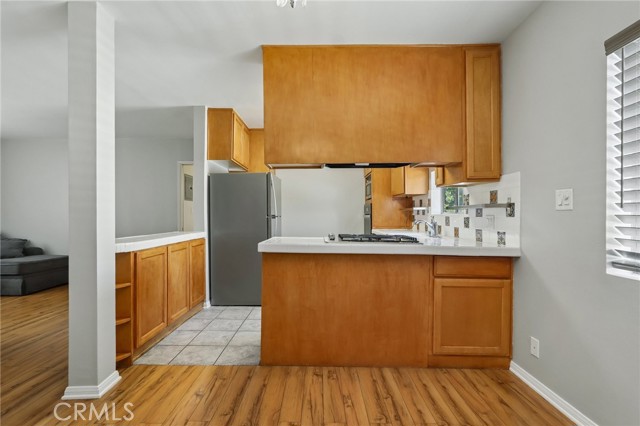 4358 Mammoth Avenue, 14 photo 7