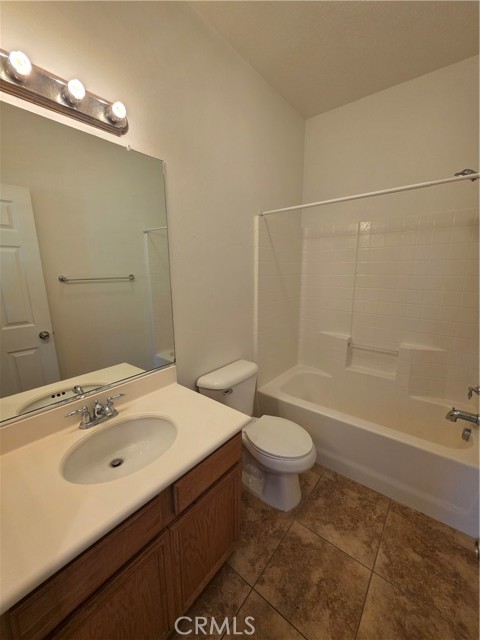 Detail Gallery Image 18 of 25 For 2035 E Harvard Privado, Ontario,  CA 91764 - 3 Beds | 2/1 Baths