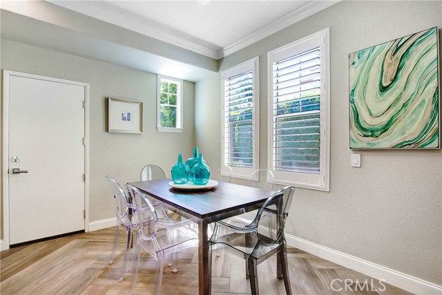 Image 4 of 18 For 3090 Mangular Avenue