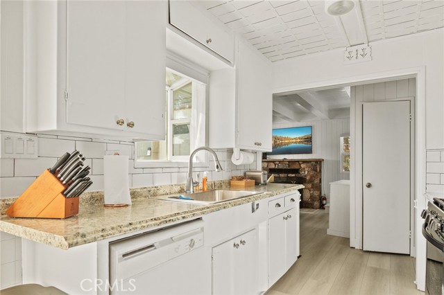 Detail Gallery Image 18 of 51 For 1036 Fawnskin Dr, Fawnskin,  CA 92333 - 4 Beds | 2/1 Baths