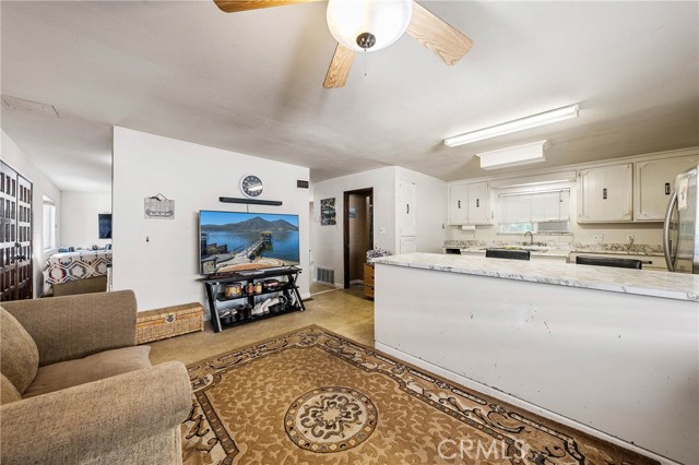 Detail Gallery Image 18 of 64 For 12902 Lakeland St, Clearlake Oaks,  CA 95423 - 4 Beds | 3 Baths