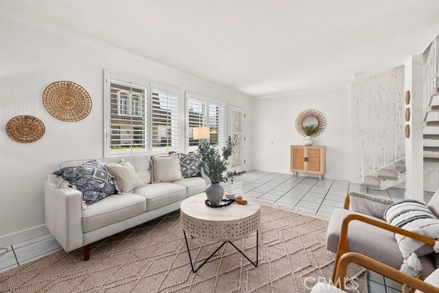 Detail Gallery Image 7 of 42 For 9736 Monte Carlo Cir, Huntington Beach,  CA 92646 - 4 Beds | 2/1 Baths