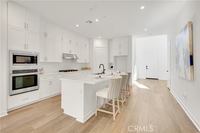 Detail Gallery Image 9 of 46 For 22049 Portofino Dr, Walnut,  CA 91789 - 4 Beds | 3/1 Baths