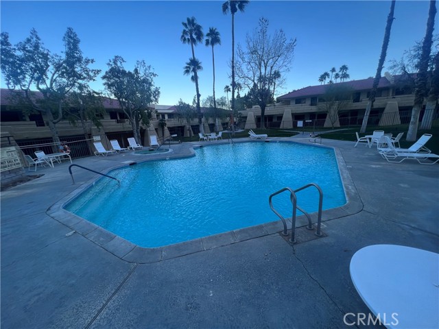 Detail Gallery Image 41 of 46 For 2821 N Los Felices Cir #2,  Palm Springs,  CA 92262 - 1 Beds | 1 Baths