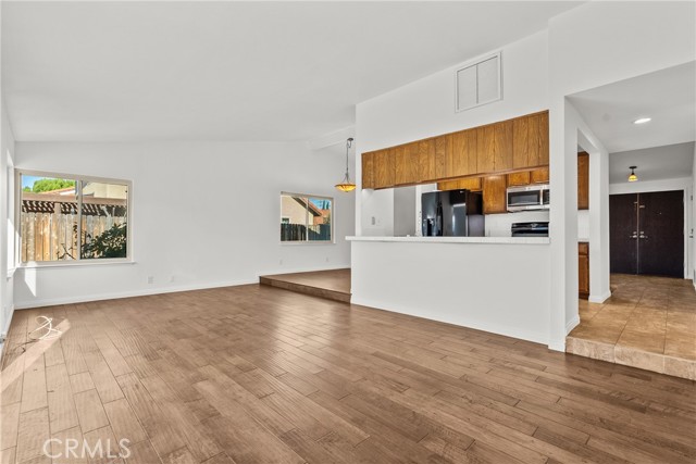 Detail Gallery Image 14 of 48 For 4847 Talmadge, Moorpark,  CA 93021 - 3 Beds | 2 Baths