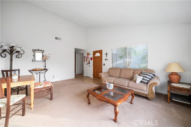 Detail Gallery Image 10 of 32 For 6275 Sapphire Street, Rancho Cucamonga,  CA 91701 - 4 Beds | 2 Baths