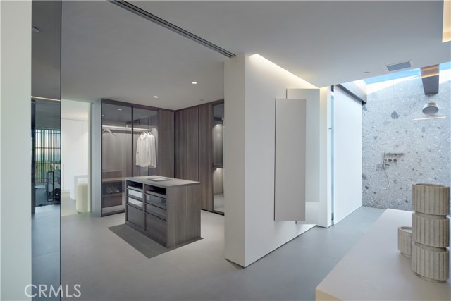 2460 Monaco Drive, Laguna Beach CA: https://media.crmls.org/medias/1224a0e9-1280-4eb1-af76-c4618033279a.jpg