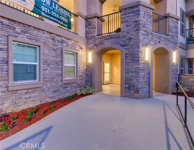 Image 11 of 72 For 4800 Palm Avenue