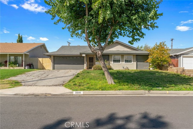 Beautifully updated 3 bed/2bathroom home located near the 60, 10, & 57 freeways. Close to local shopping.
