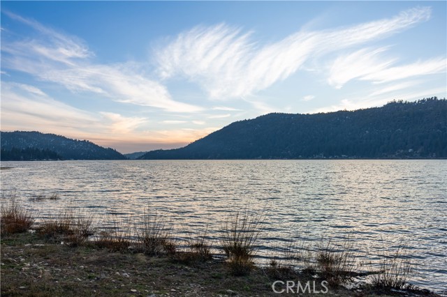 Detail Gallery Image 29 of 45 For 136 Round Dr, Big Bear Lake,  CA 92315 - 3 Beds | 1/1 Baths