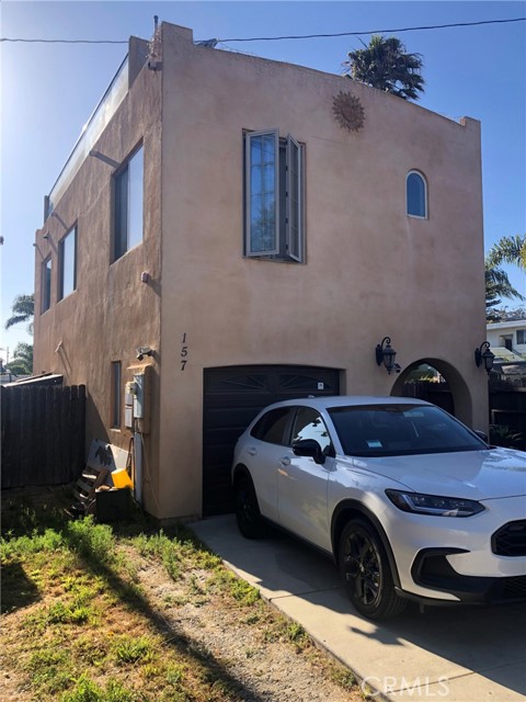 157 153-155 S Laurel Street, Ventura CA: https://media.crmls.org/medias/12264533-dc32-44c5-951c-c05380d00cd0.jpg