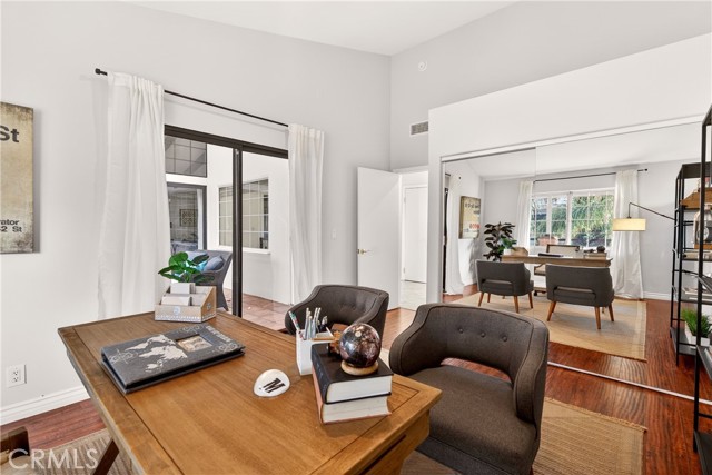 Detail Gallery Image 32 of 60 For 4115 Laurelgrove Ave, Studio City,  CA 91604 - 5 Beds | 3/1 Baths