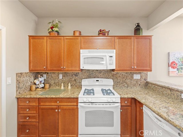 Detail Gallery Image 10 of 35 For 10006 Peachtree Rd, Apple Valley,  CA 92308 - 2 Beds | 2 Baths