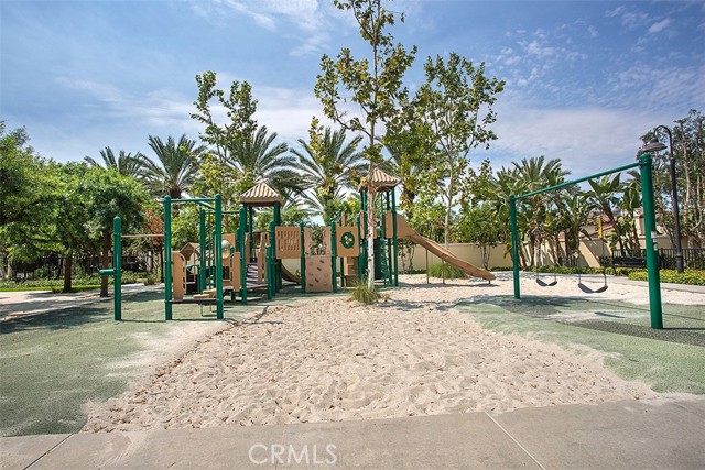 Detail Gallery Image 50 of 74 For 36 Royal Grove, Irvine,  CA 92620 - 4 Beds | 4 Baths