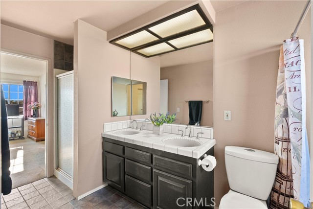 14432 Elmhurst Cir, Huntington Beach CA: https://media.crmls.org/medias/12286022-1dfc-49db-a5d5-88c37b2321c6.jpg