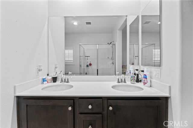 34289 Solstice Street, Winchester CA: https://media.crmls.org/medias/122884c2-d3c0-413f-8397-98edc6e41c88.jpg