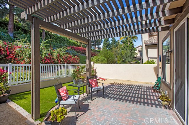 Detail Gallery Image 7 of 17 For 15 Meadowbrook, Aliso Viejo,  CA 92656 - 3 Beds | 2/1 Baths