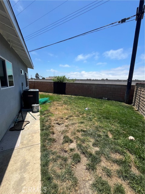 5896 Nugget Circle, Huntington Beach CA: https://media.crmls.org/medias/12295de7-26e0-4539-91b9-64b4bb14ebc2.jpg